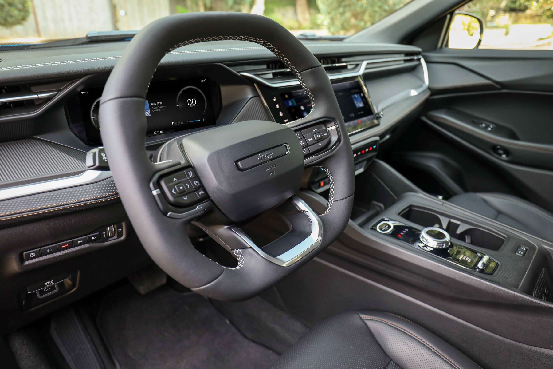 2026 Cherokee cockpit with wide digital displays and modern controls